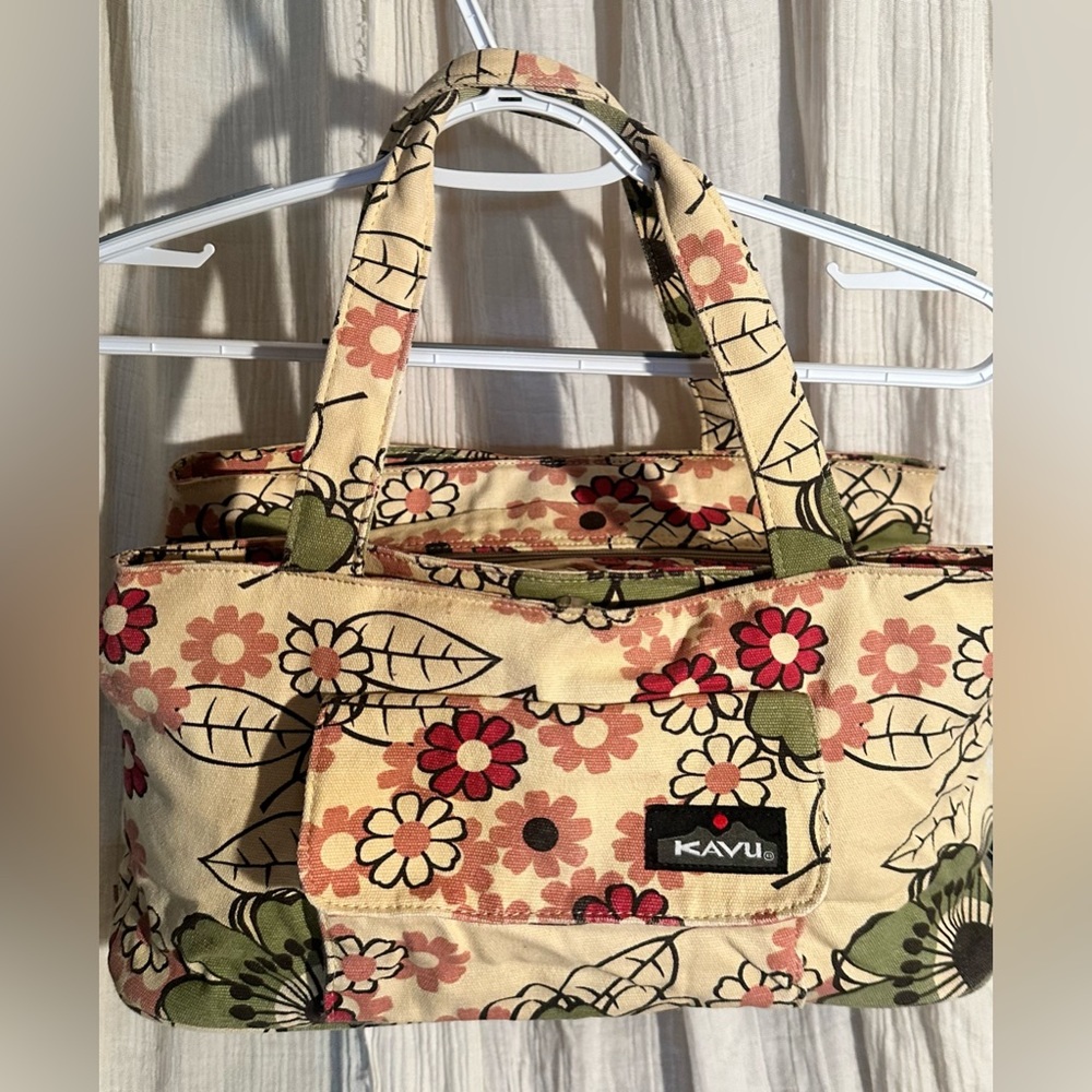Large Kavu Purse! Light yellow with flowers